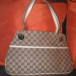 Gucci brown monogram handbag